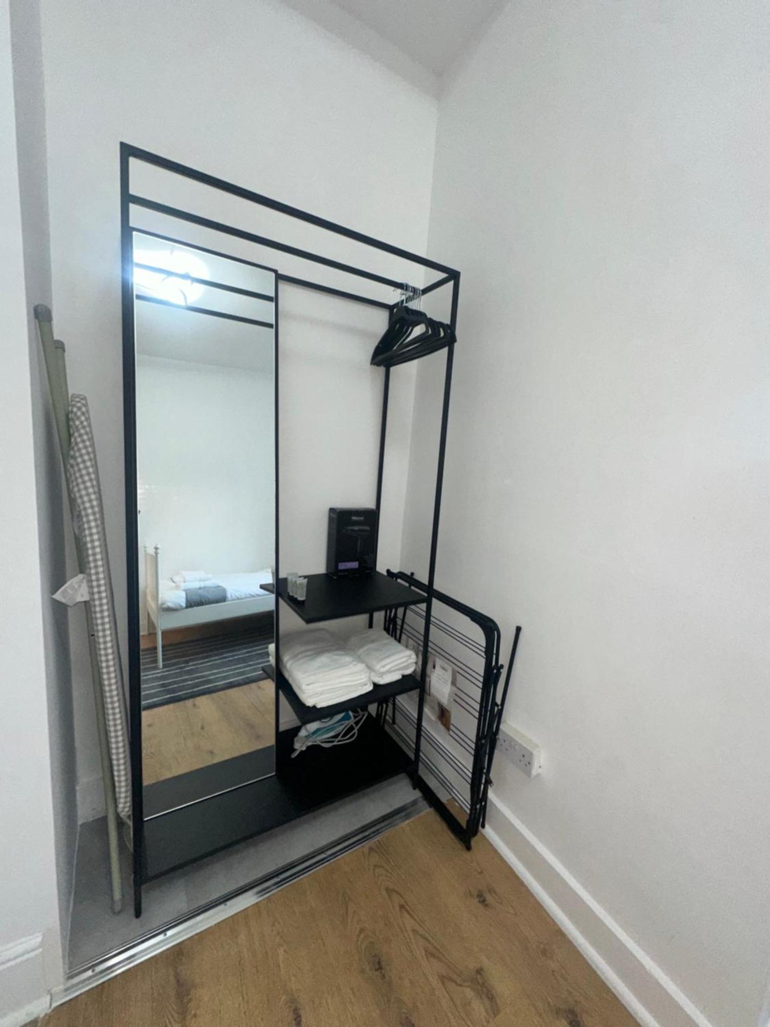 First Floor One Bed Apartment In Central West Лондон Екстер'єр фото